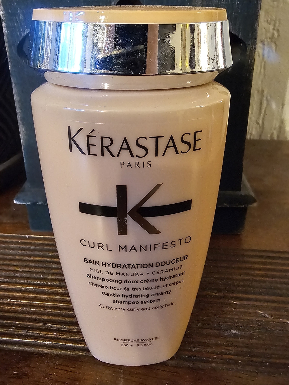 Kérastase Curl Manifesto Bain Hydration Douceur Shampoo 8.5 oz / 250ml NEW